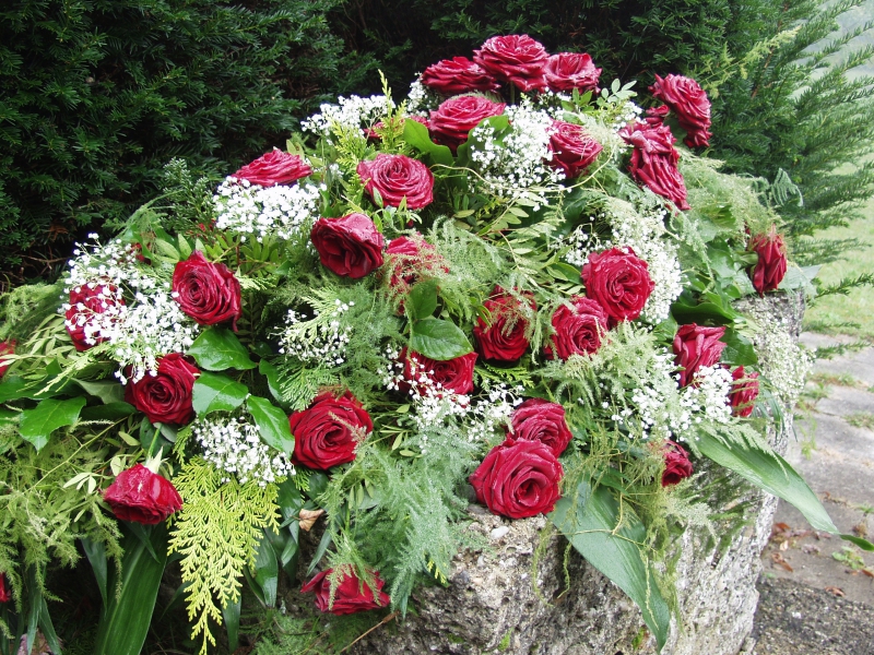 funeraire-BRUE AURIAC-min_roses-61203